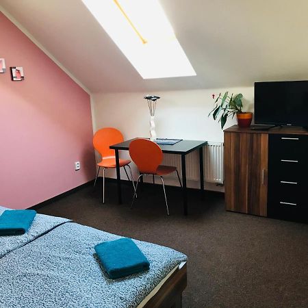 Appartement Cyklonocleh à Veselí nad Moravou Extérieur photo