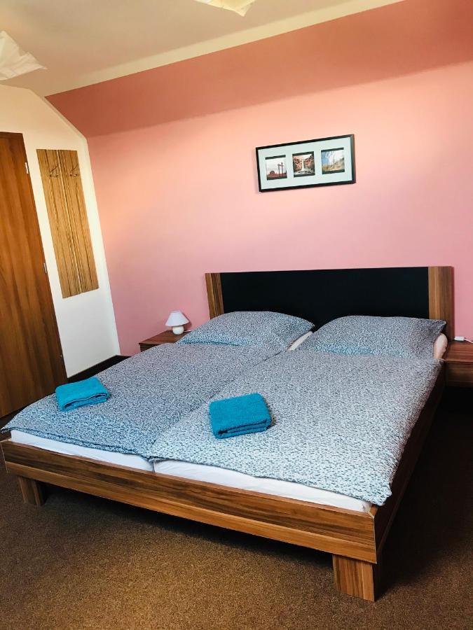 Appartement Cyklonocleh à Veselí nad Moravou Extérieur photo